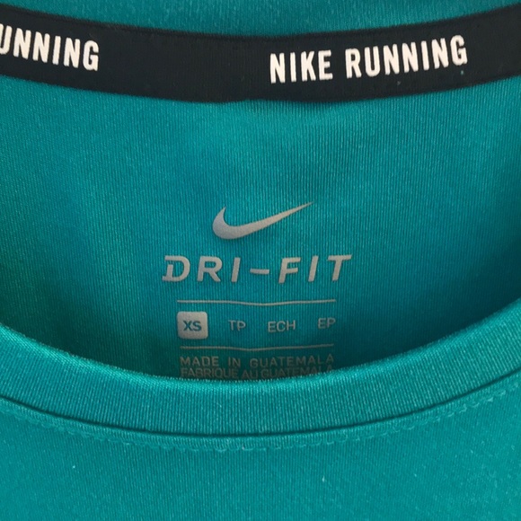 XS Nike Dri fit t shirt - Picture 2 of 3